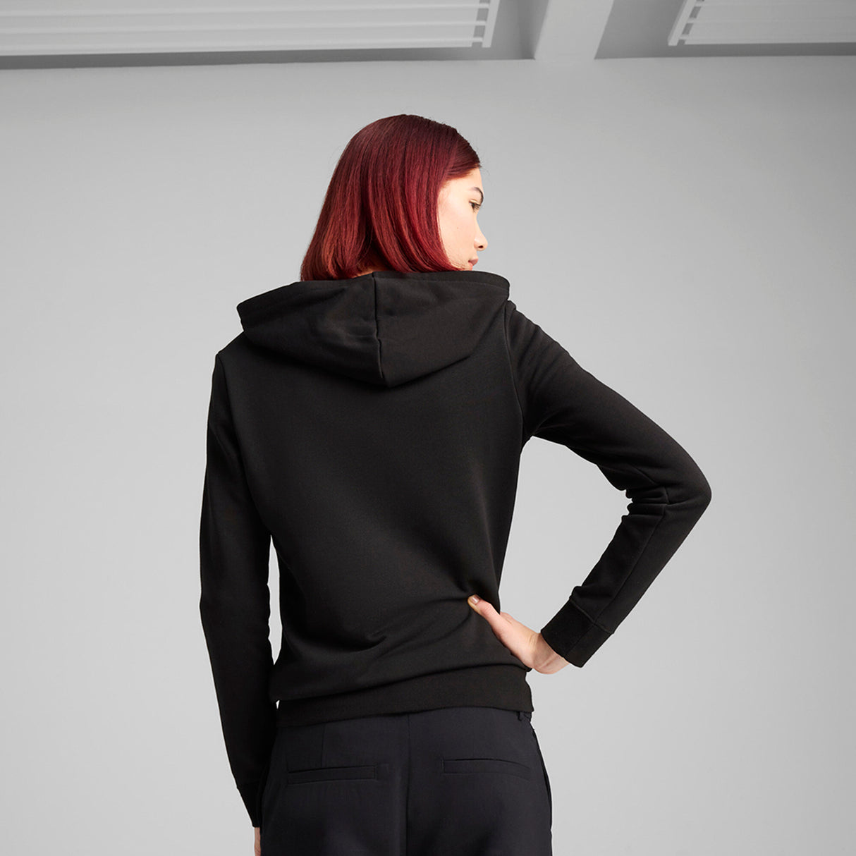 Puma Women Black Ess No. 1 Logo Full-Zip Hoodie Tr Apparels