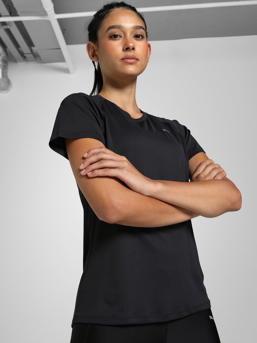 W RUN VELOCITY TEE (POLY)