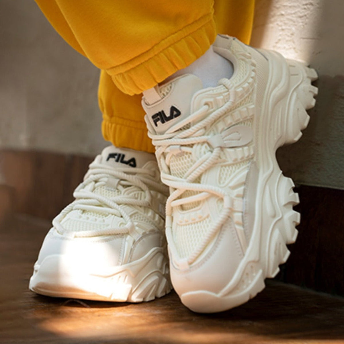Fila Womens Envi Victori Beige Sneakers