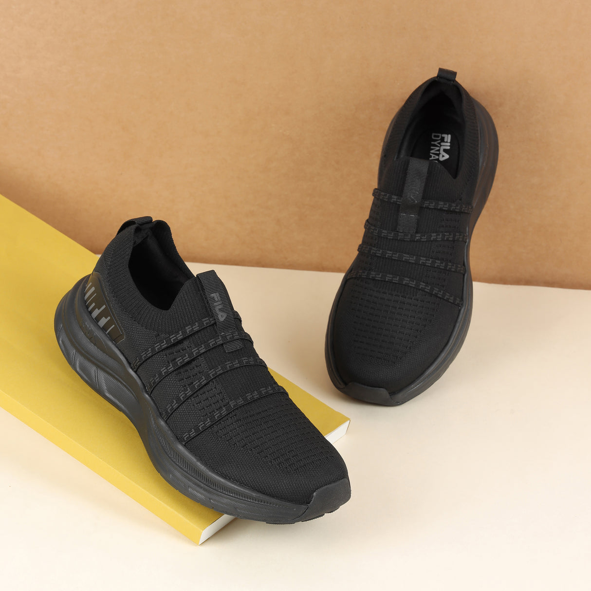 Fila Men Black Ease Quad Shoes