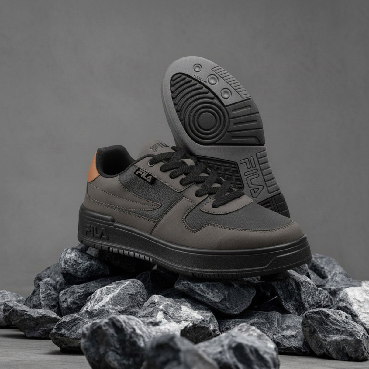 Fila Men Grey Tarin Shoes