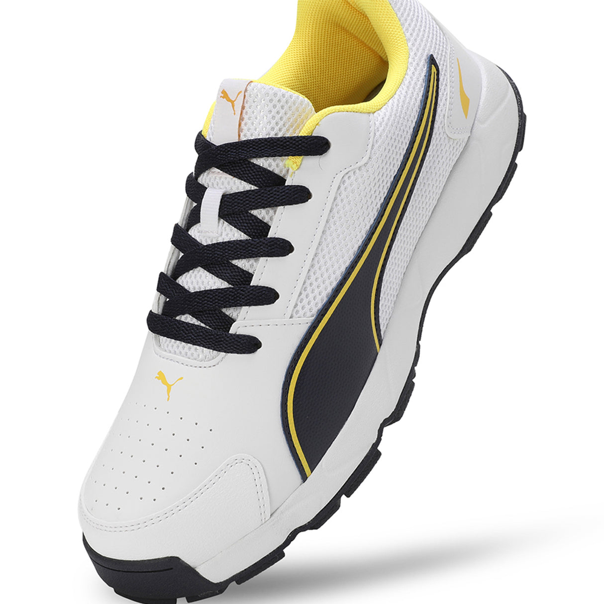 Puma Mens Cricket Highrun White Cricket Shoes