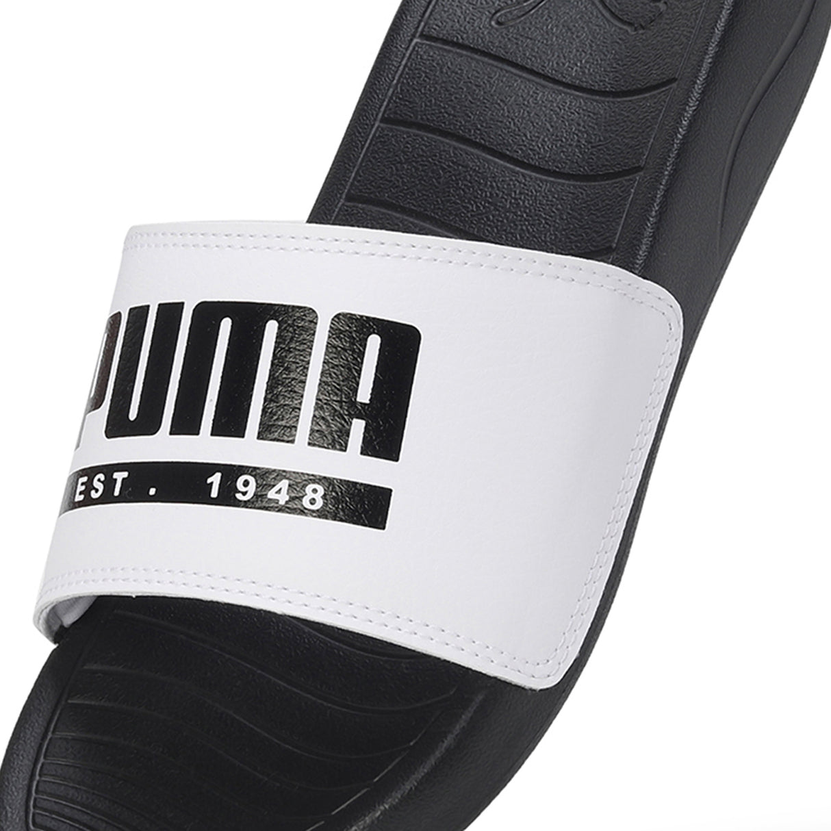 Puma Men White-black Popcat Pacify