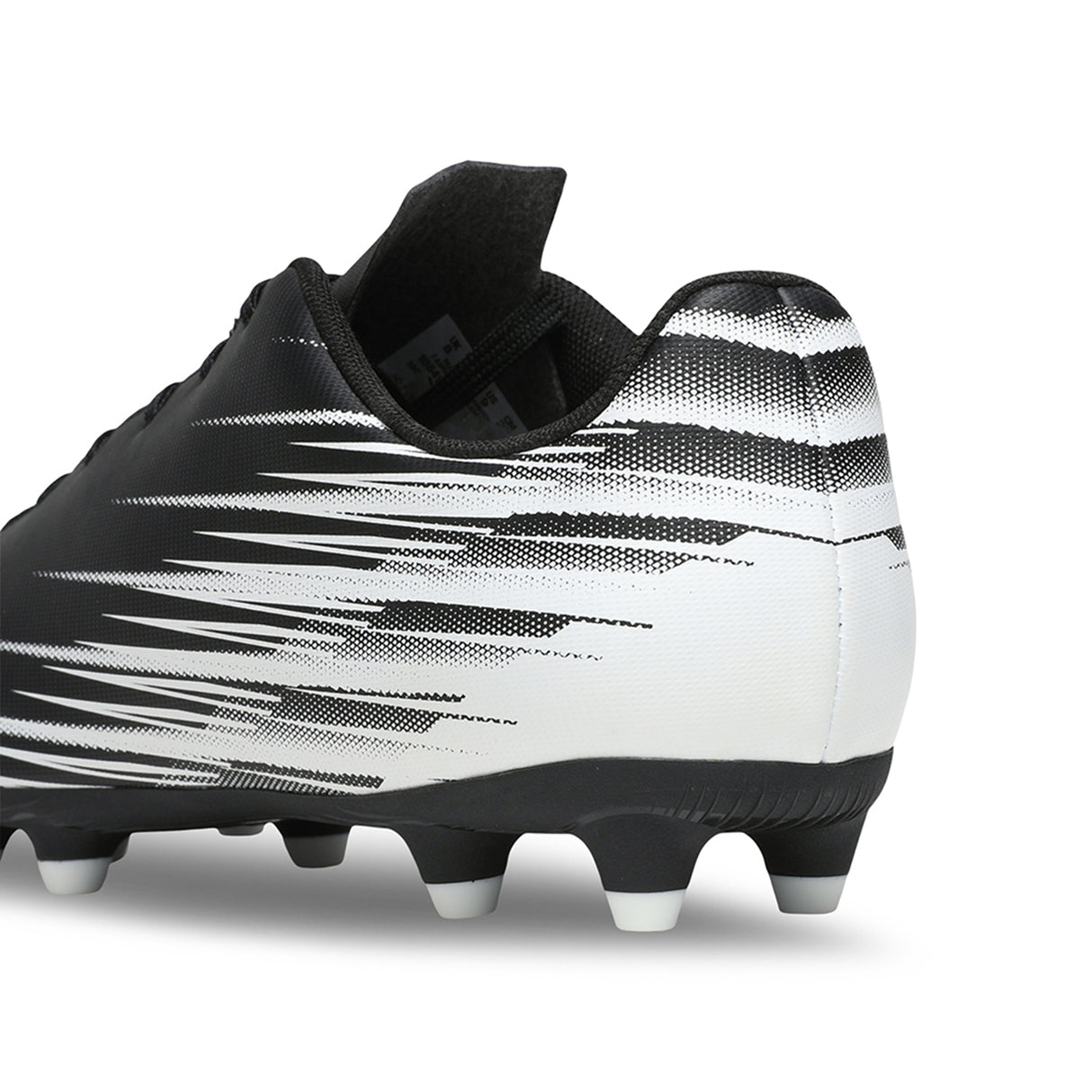 Puma Men White-black Attacanto Ii Fg/Ag