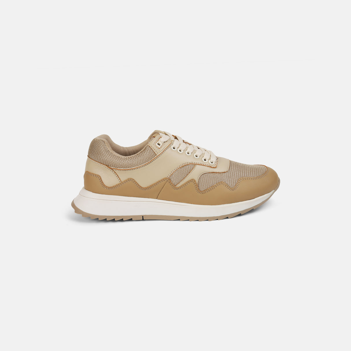 Mochi Men Beige Sports Walking Shoes