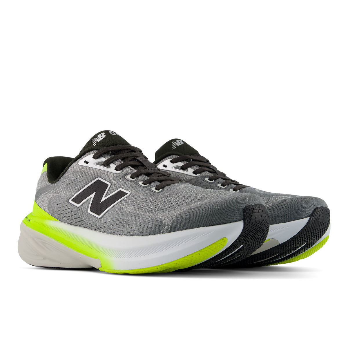 New Balance Men 860 Running Shoe