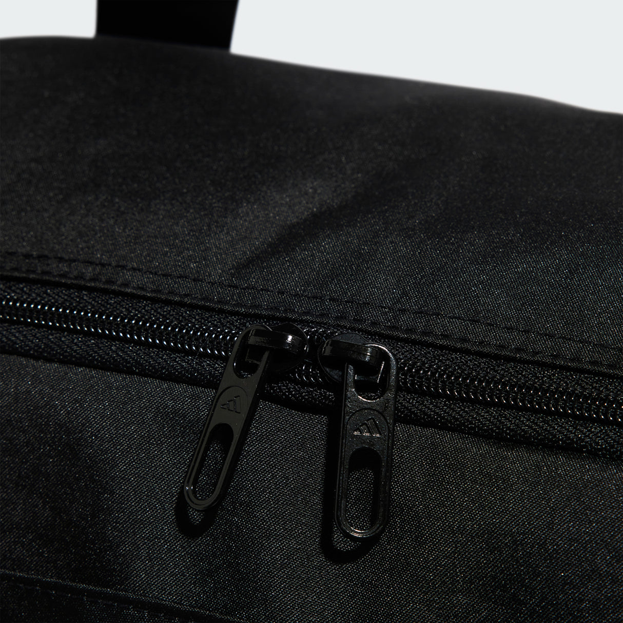Linear Duffel S
