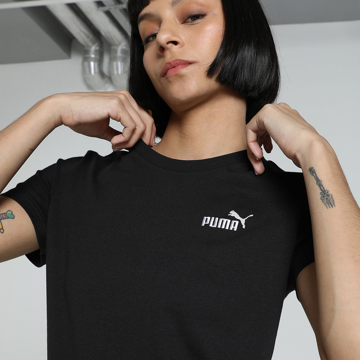 Puma Women Black Ess Small No. 1 Logo Tee Apparels