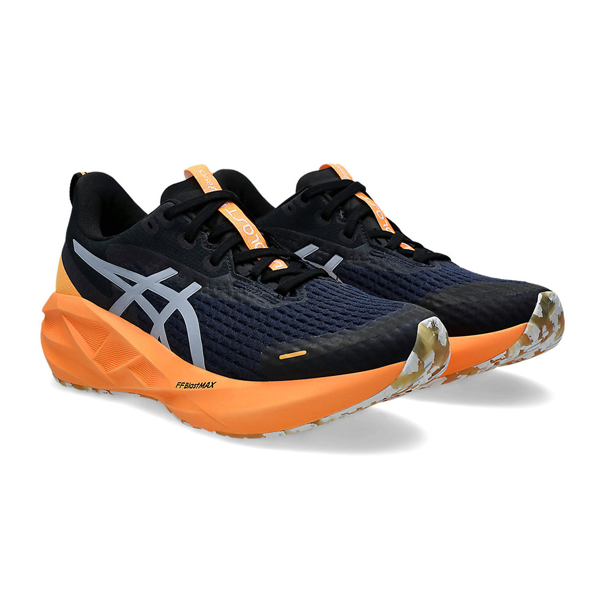 Asics Men Black-Multi Novablast 5 Lite-Show Shoes