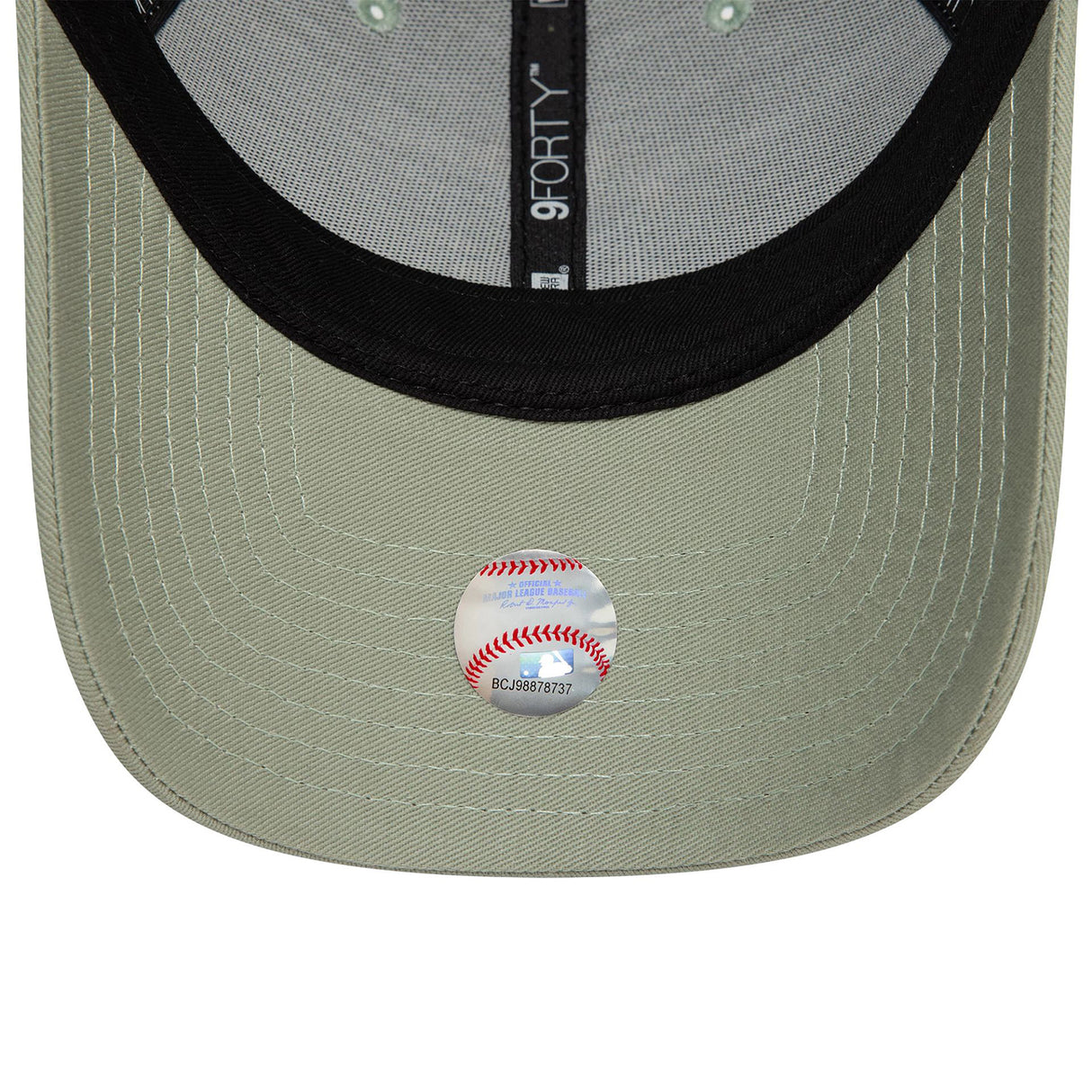 NEW YORK YANKEES CAMO INFILL PASTEL GREEN 9FORTY ADJUSTABLE CAP