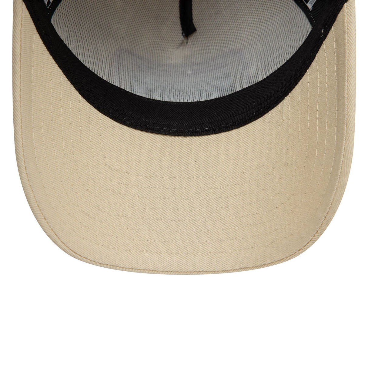 NEW ERA PATCH CREAM 9FORTY A-FRAME TRUCKER ADJUSTABLE CAP