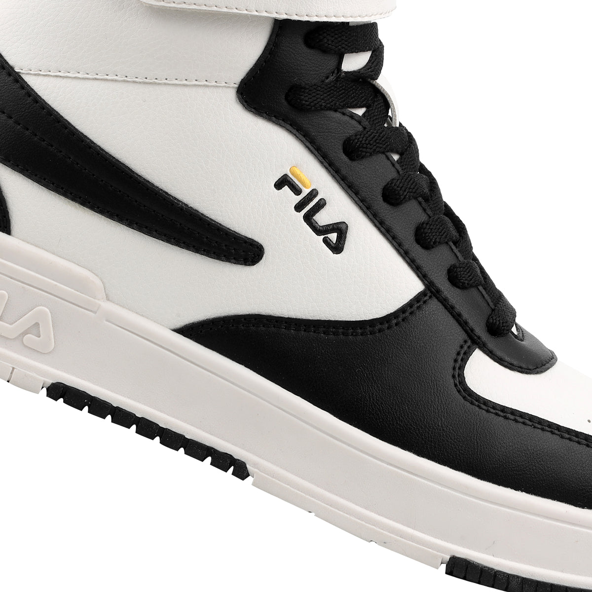 Fila Men Azaro White & Black Basketball Shoes