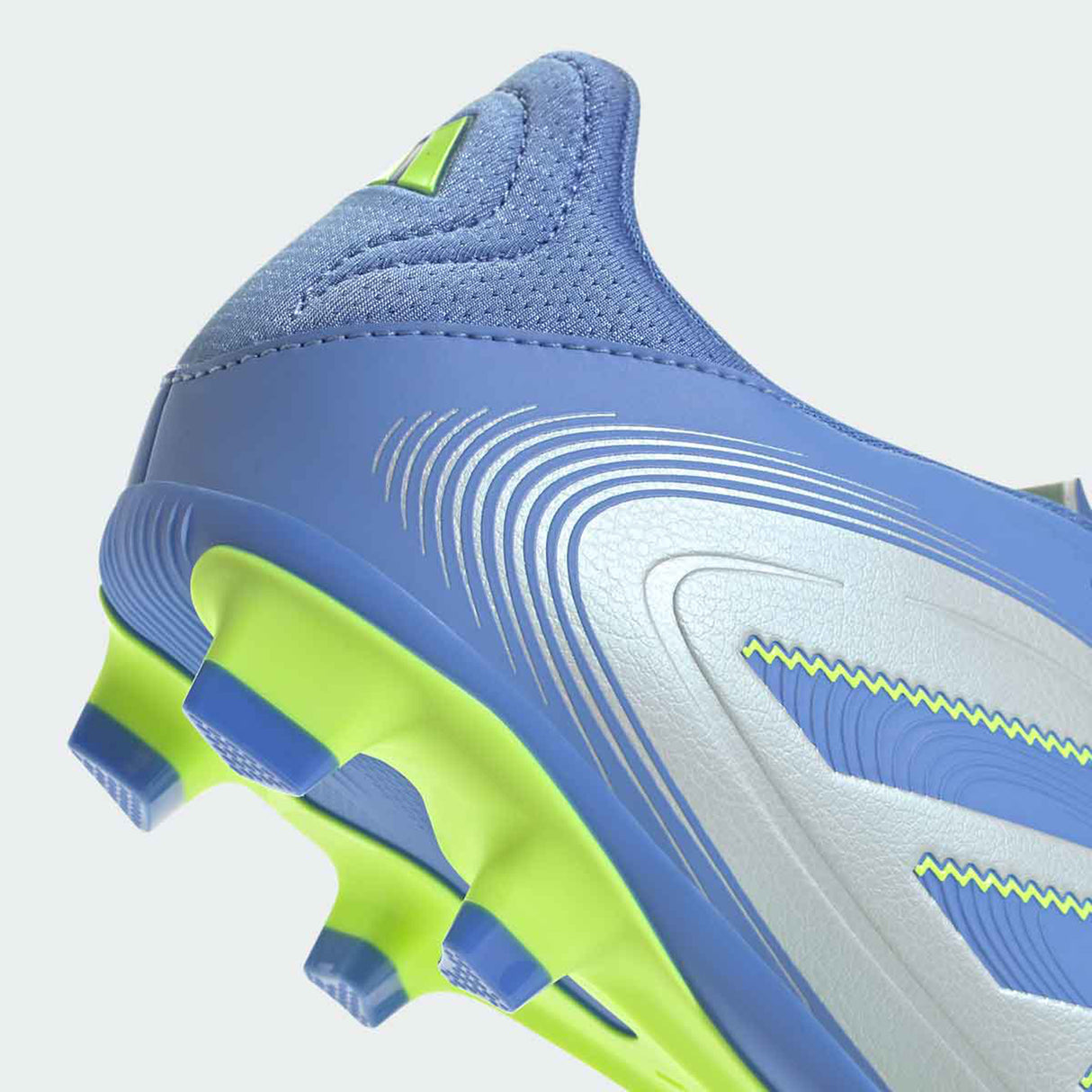 COPA PURE III CLUB FG/MG