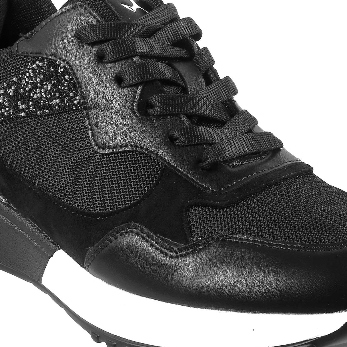 Mochi Women Black Sports Walking Shoes