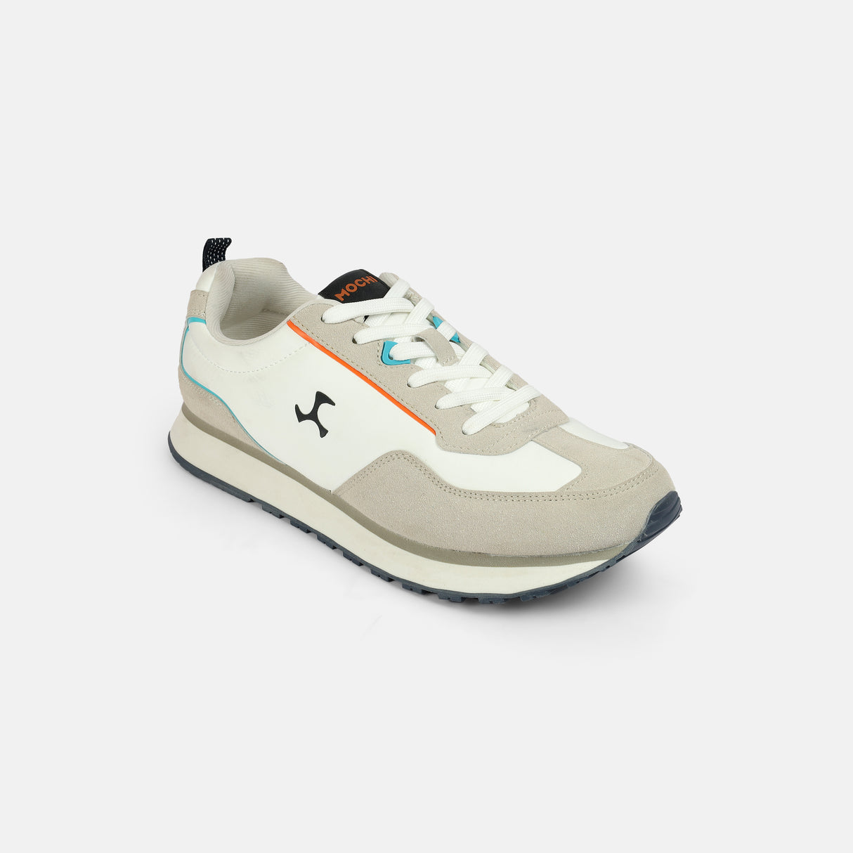Mochi Men White Sports Walking Shoes