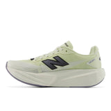 New Balance Women FC REBEL Running Shoe